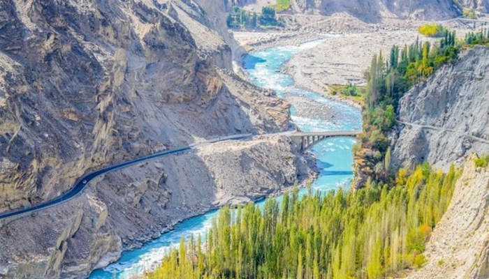 5 Days Trip to Hunza Naltar Valley & Khunjerab Pass 2